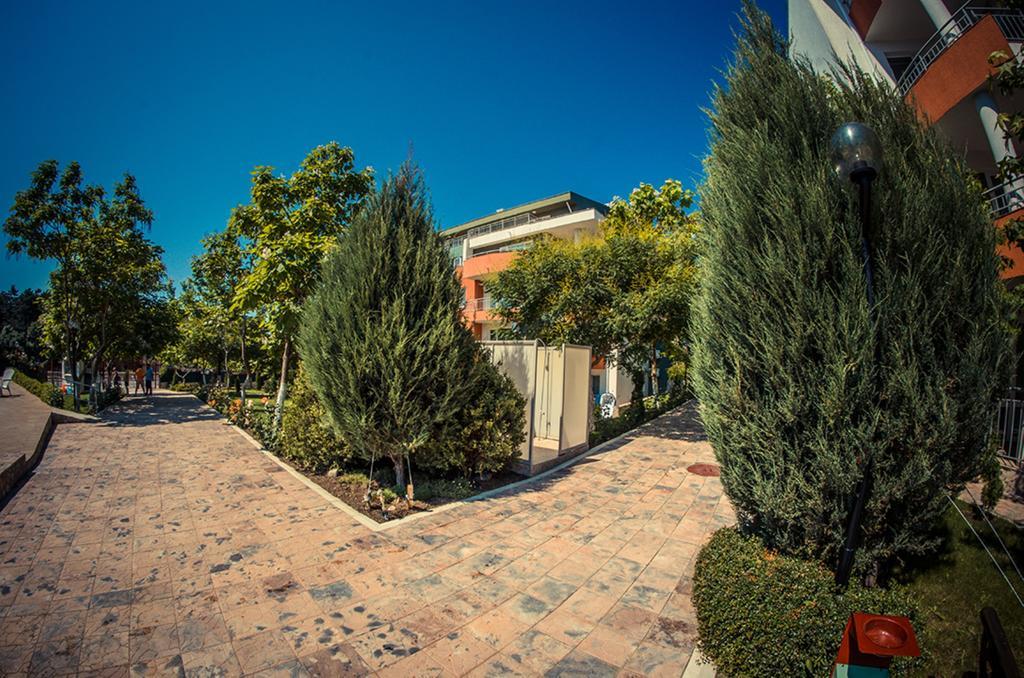 GT Green Fort Beach Apartments Sunny Beach Buitenkant foto
