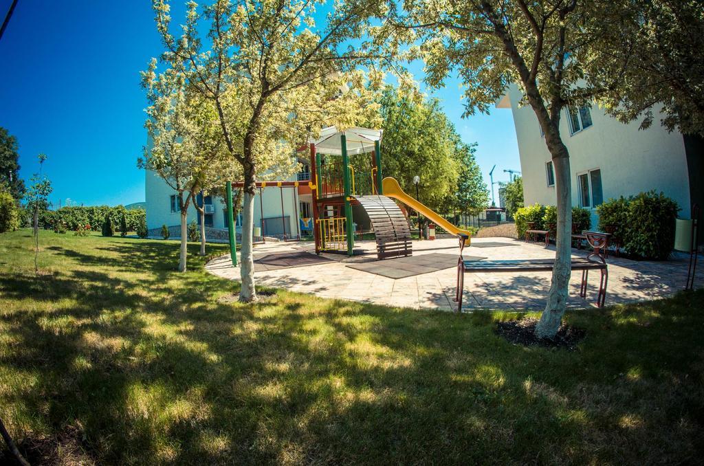 GT Green Fort Beach Apartments Sunny Beach Buitenkant foto