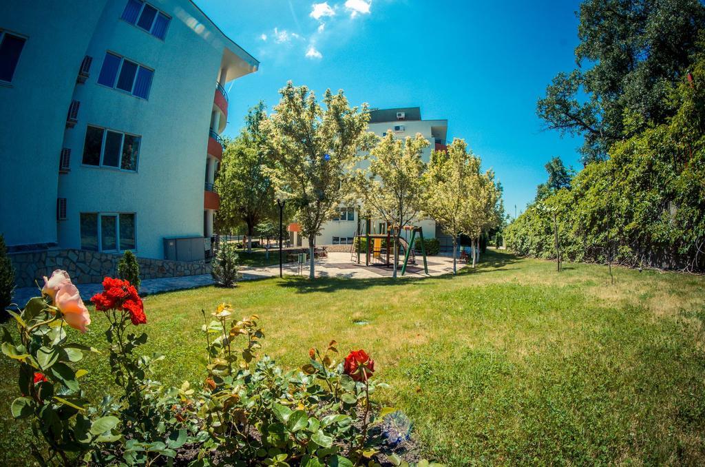 GT Green Fort Beach Apartments Sunny Beach Buitenkant foto