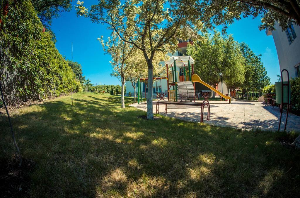 GT Green Fort Beach Apartments Sunny Beach Buitenkant foto