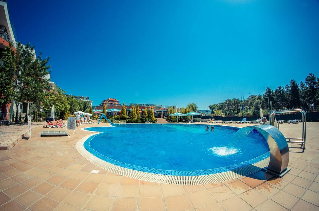 GT Green Fort Beach Apartments Sunny Beach Buitenkant foto