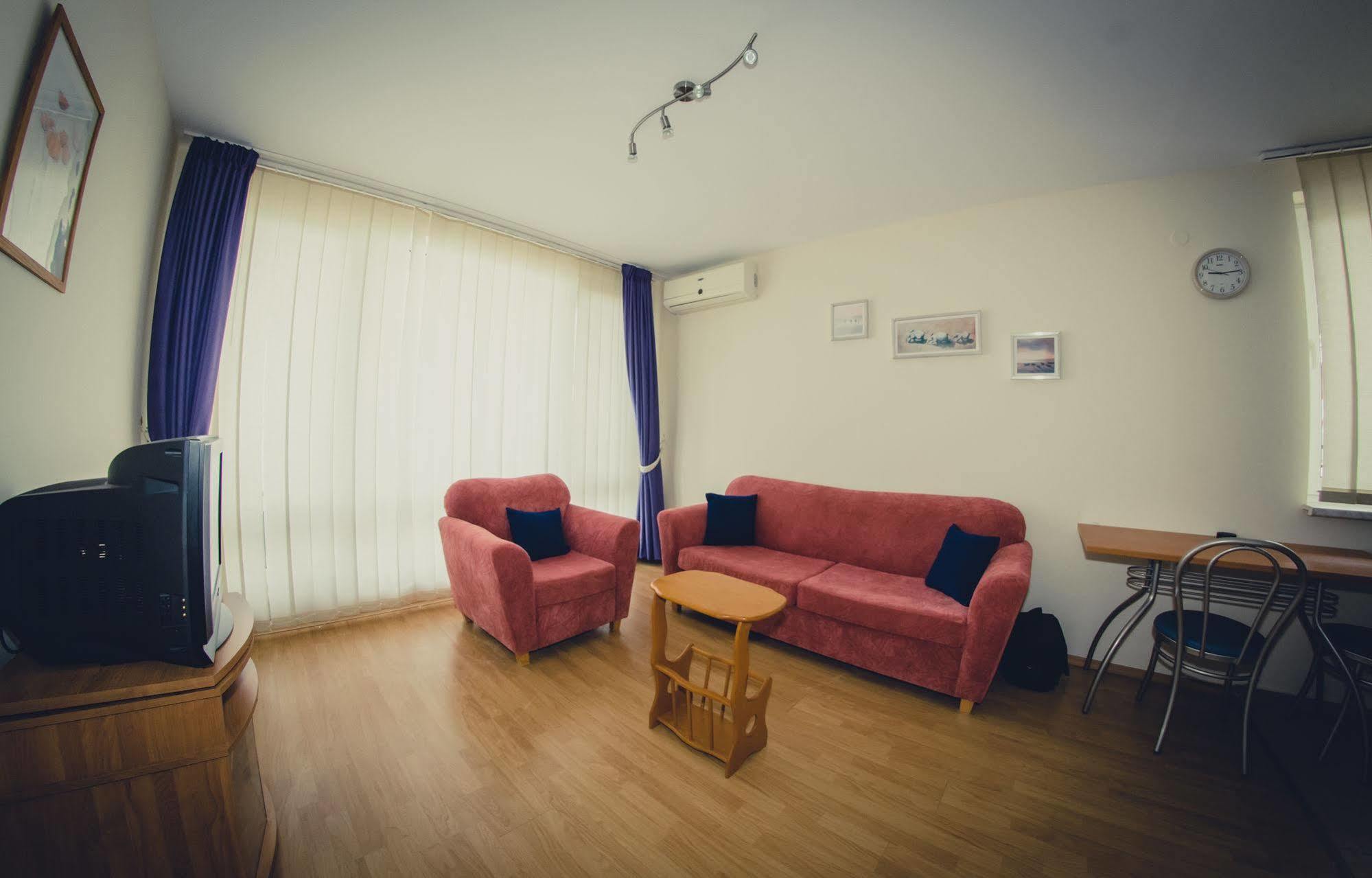 GT Green Fort Beach Apartments Sunny Beach Buitenkant foto