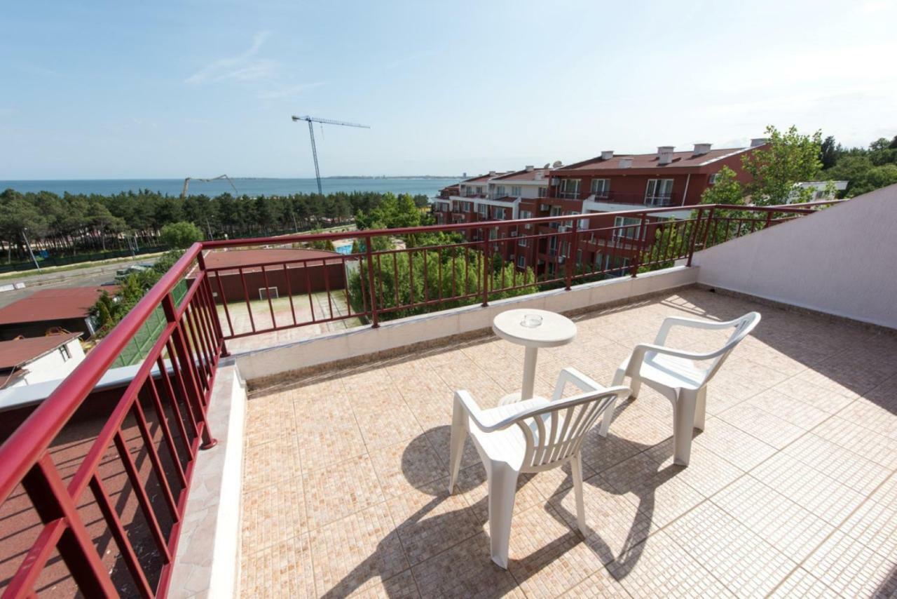 GT Green Fort Beach Apartments Sunny Beach Buitenkant foto